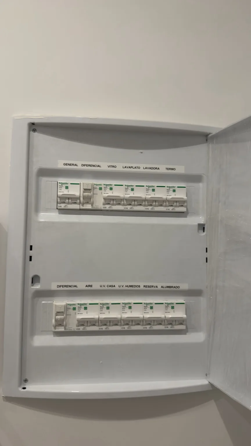 Cuadro eléctrico de vivienda realizado por ASR Electricidad